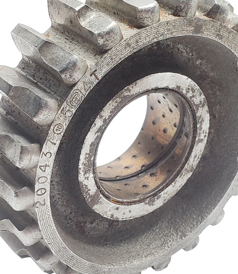 Allis Chalmer G Tractor Transmission Gear, 3rd idler pinion shaft gear, bushing - Image 4 of 4