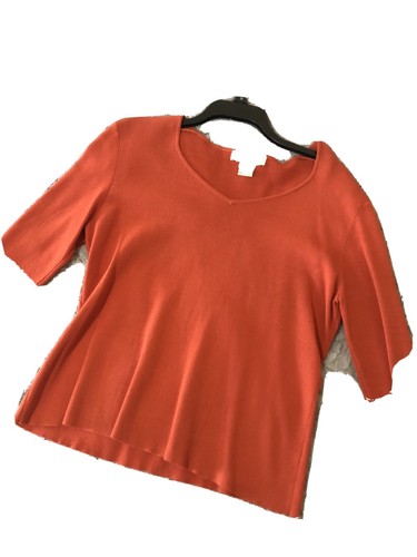 DRESS BARN SWEATER!! EXCELLENT 