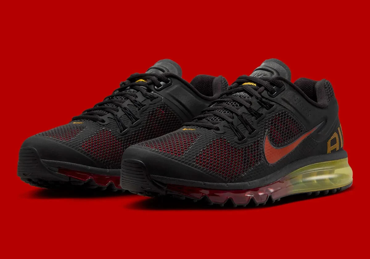 Nike Air Max 2013 Shoes Black University Red Gradient HF3660 