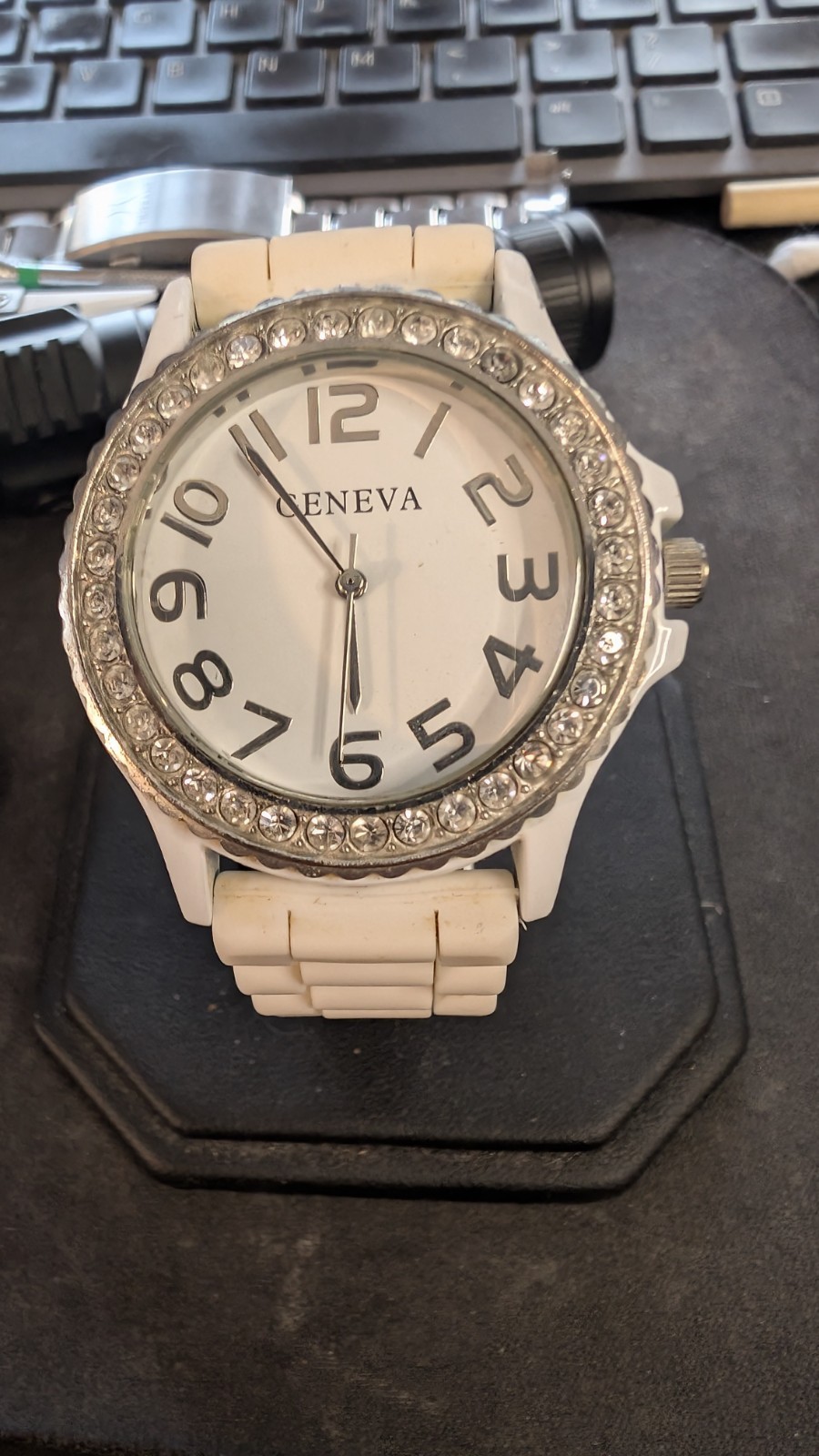 Geneva Womens Watch 38mm Gem Set Case White Blue Rubber Band New Battery