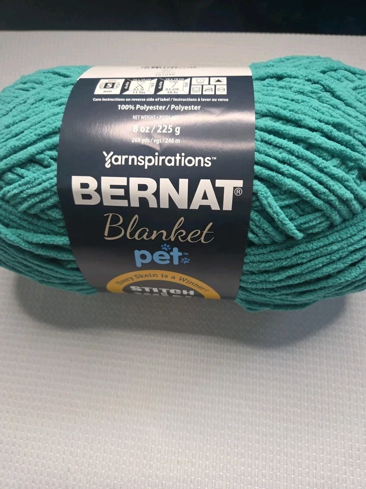 Bernat Paw blanket yarn 8 oz  Teal Pet Friendly NEW - Image 3 of 3