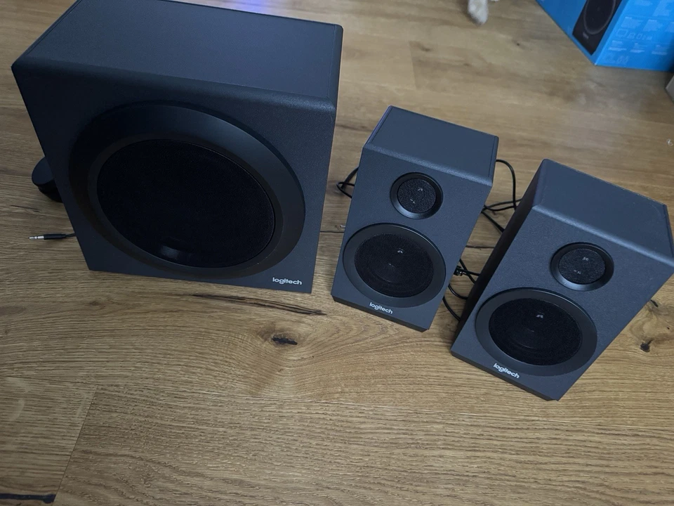 Logitech Z333 Soundanlage - Bild 2 von 2