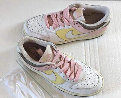 pastel nike set