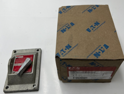 #ad QTY 2 EATON EXPLOSION PROOF FRONT OPERATED EDS Snap Switch Cover 20AMP DS415 $174.99