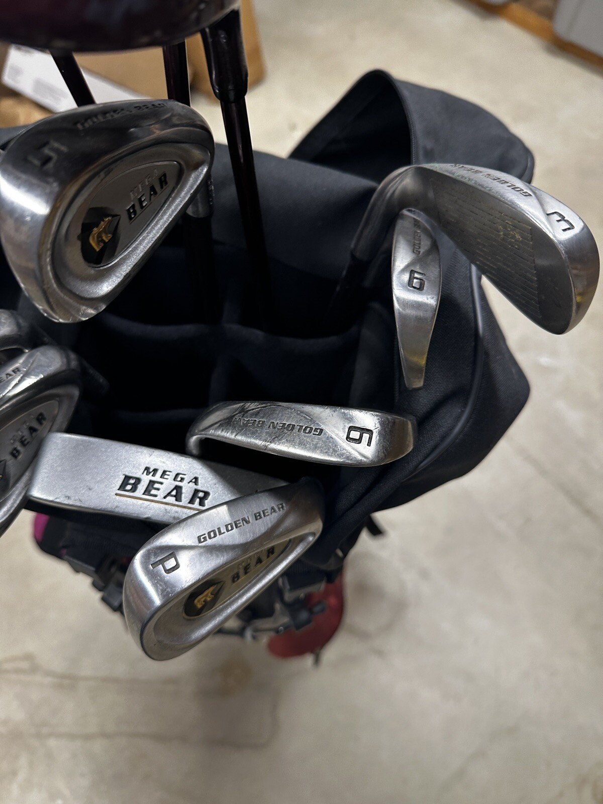 Golden Bear Mega Bear Full Set (D, 3W, 5W, 4PW) Mid/Firm Flex Graphite