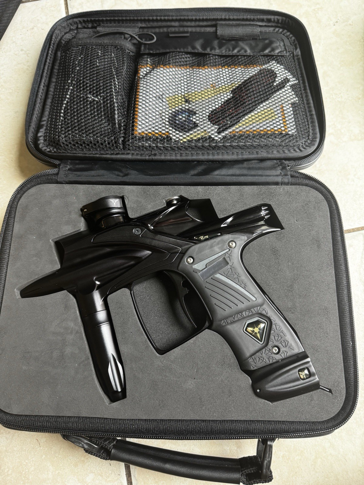 Dangerous Power Fusion Elite Paintball Gun - Black/Black
