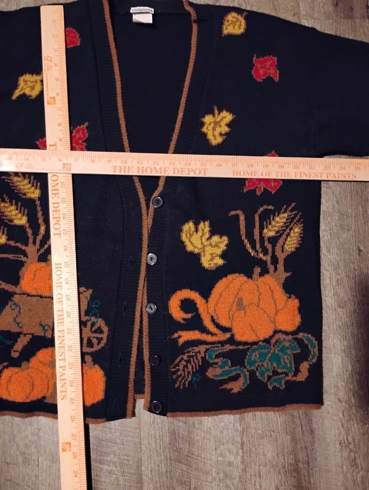 Large Fall Basic Editions Pumpkin All Over Graphi… - image 3