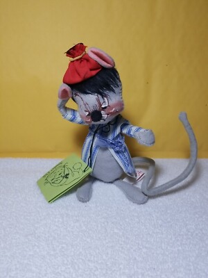 Annalee Mouse with a Hangover, Retired 1987