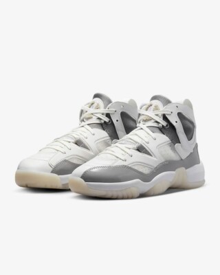 Nike ジョーダン　JUMPMAN TWO TREY 新品 s-l400.jpg