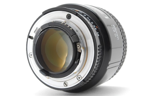 Nikon AF Nikkor 85mm f/1.8 D Portrait Lens w/Caps Filter F Mount From JAPAN - Picture 3 of 12