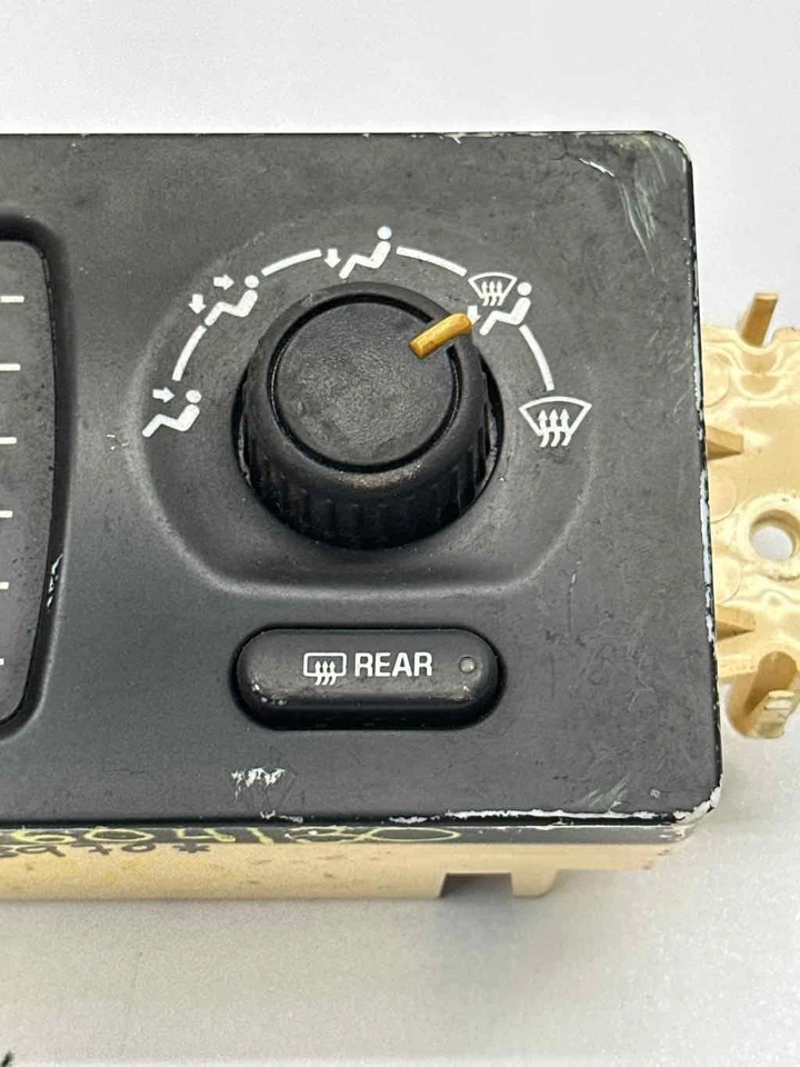 Chevy Trail Blazer climatizador 2003 2006 HVAC ac panel manual OEM 15195333 Foto 3 de 4