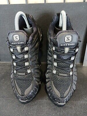 NIKE SHOX TL Triple Black (RARE) US sz. 4 (BV1127-001) PRE NIKE SHOX TL Triple Black (RARE) US sz. 4 (BV1127-001) PRE