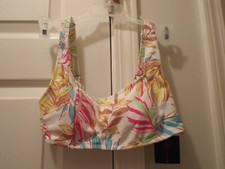 No Boundaries Bikini Top Size S NWT 3-5