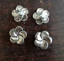 60pcs Tibetan Silver Flower Pendants 14x5mm zn46299