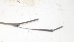 Ford Focus 2000 Wiper Blade xs4117527ab, Genuine #864111-52