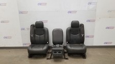 06 Chevy Silverado 3500 Regular Cab Wt Seat Set With Flip Up Center Gray Vinyl 06 Chevy Silverado 3500 Regular Cab Wt Seat Set With Flip Up Center Gray Vinyl