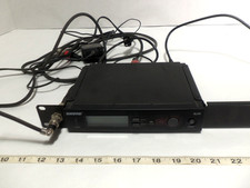 Shure Wireless Receiver SLX4 For Microphone w/ Antenna  Mount Rack