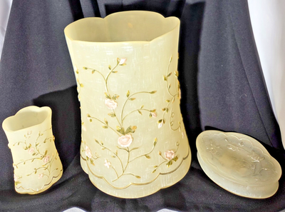 #ad Vintage Sears Francesca Acrylic Waste Basket Soap dish and cup toothbrush holder $100.00