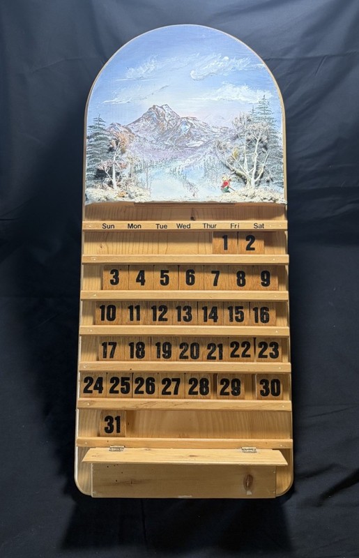 🚨 VINTAGE Perpetual Wood Calendar Wall Hanging Mountain Scene Holiday Tiles 📆