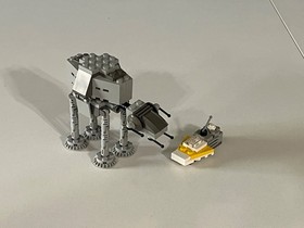 LEGO Star Wars AT-AT 4489 - 100% Complete with/ Y-Wing Section!