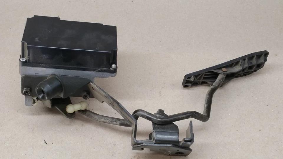 99-02 Firebird Camaro 3.8 燃气油门踏板模块和位置传感器单元 — 第 3/3 张图片