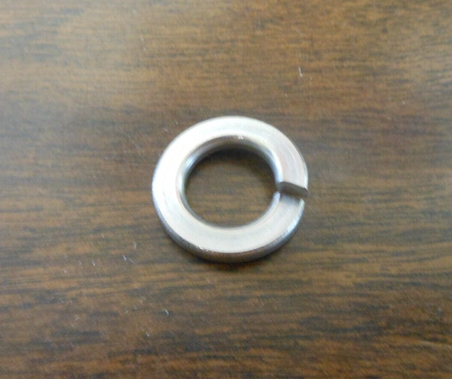 OEM Yamaha Washer Spring #92990-10100-00 - Foto 2 di 3