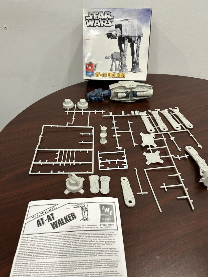 Amt Star Wars At-At Walker *For Parts Only* Crudley Started - Image 2 of 2