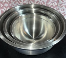 Williams Sonoma Stainless Steel Mixing Bowls Set Of 3 New