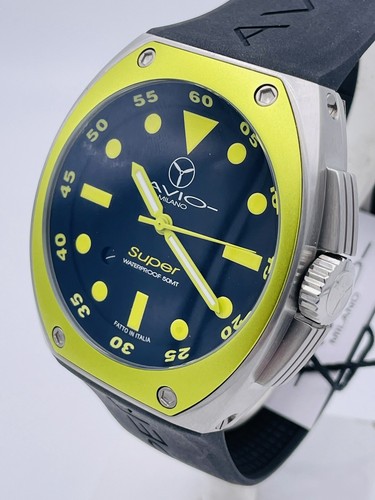 Avio Milano Watch Steel Made In Italy 6495Y/348 44Mm Discounted New - Picture 2 of 8