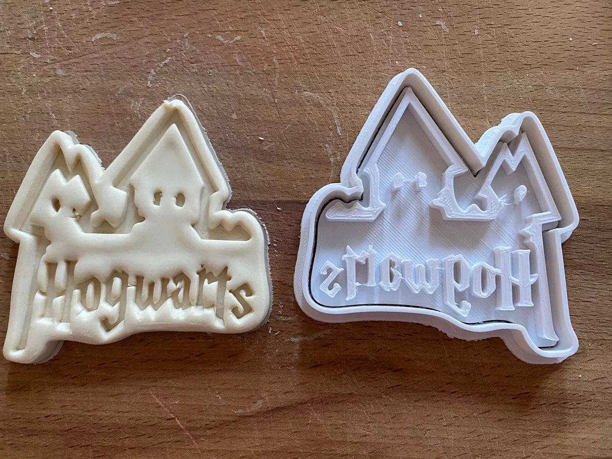 Hogwarts cc Harry Potter Cookie Cutter