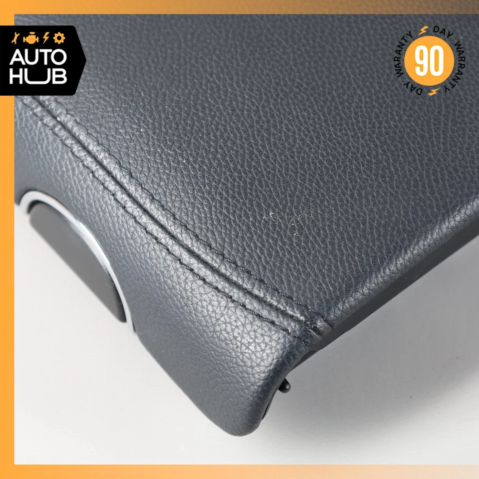 07-11 Mercedes W219 CLS550 CLS55 consola central reposabrazos cubierta reposabrazos negro OEM Foto 2 de 4