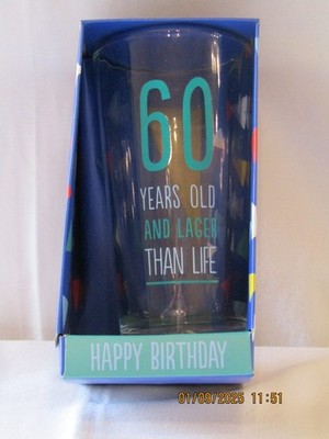 NEU 60 JAHRE ALT UND LAGER THAN LIFE GLAS.
