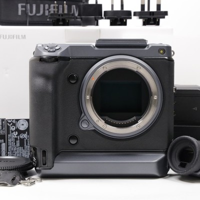Fujifilm GFX 100 Mittelformat Spiegellos (ShutterCount:197) [Near Mint] #6757J