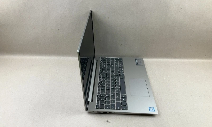 LENOVO IDEAPAD 330S-15IKB 81F5 | INTEL CORE I5-8250U | 256GB | 12GB RAM | SIN SISTEMA OPERATIVO Foto 3 de 4