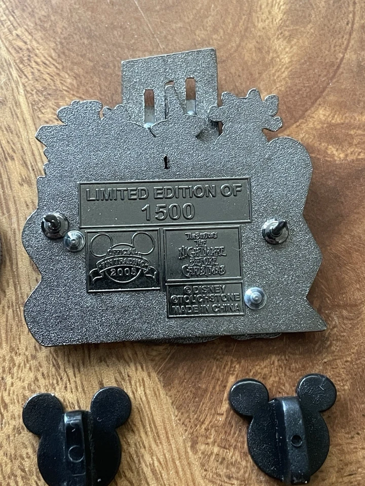 Disney DLR Halloweentown Collection 2005 Lock Shock And Barrel NBC PIN LE 1500 - Image 4 of 4