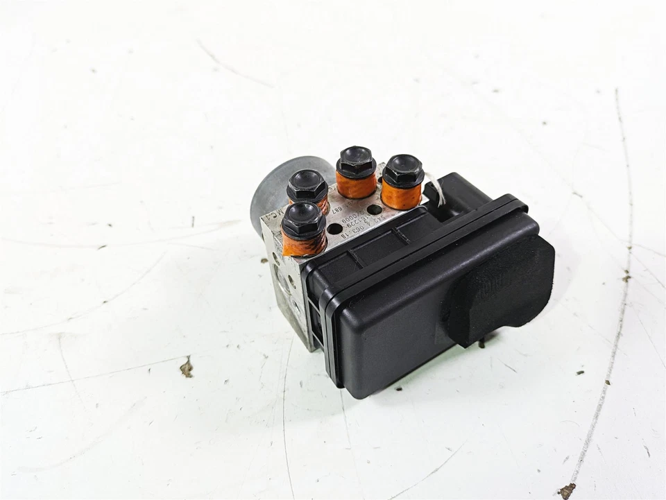 Unidad de módulo de bomba de freno ABS Ducati Monster 1200 S 2017 54240631B Foto 3 de 4