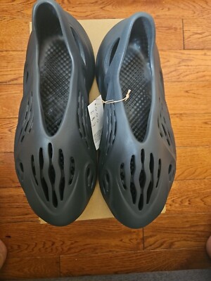Yeezy Foam Runner Onyx Sz 11 | eBay
