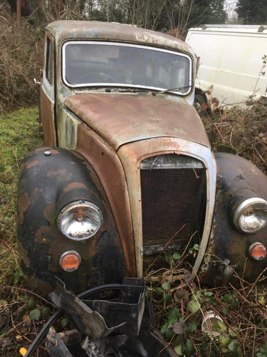 Morris 8 - Comes with donor car and trailer if wanted - Picture 1 of 5