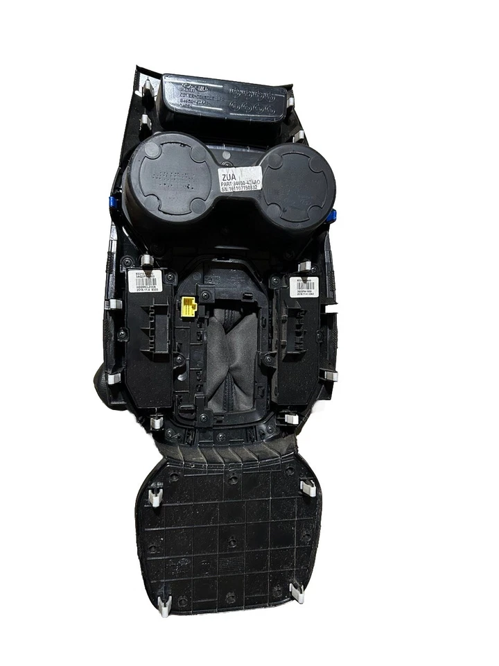 2016-2018 OEM Hyundai Santa Fe Console Shifter Indicator Bezel Cup Holder - Image 3 of 4