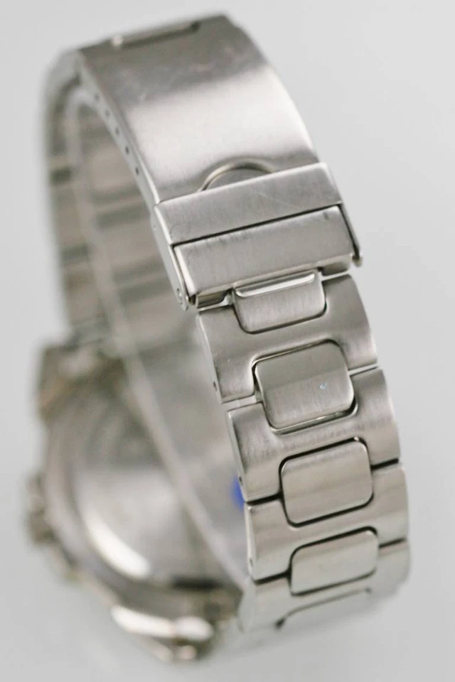 Reloj Eddie Bauer Hombre Fecha 24hr Acero Inoxidable Plata Res Agua 50m Negro Batt Cuarzo Foto 3 de 3