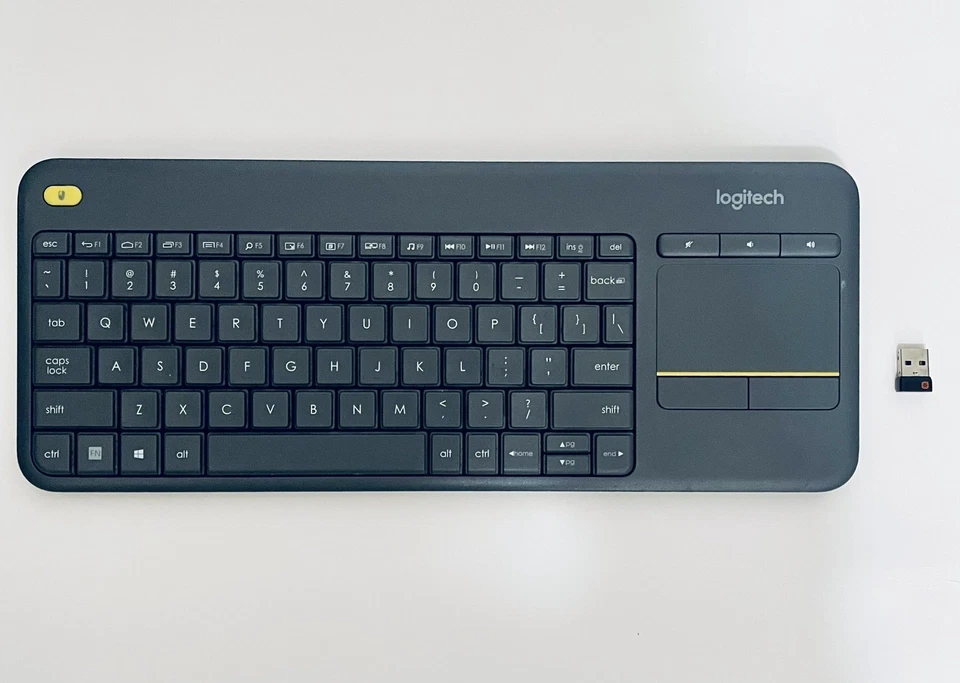 Logitech K400 Plus keyboard RF Wireless - Black - Image 2 of 4