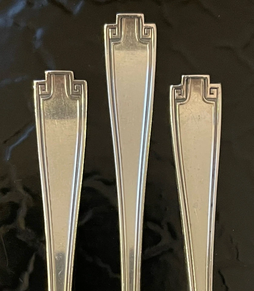 "Impresionante juego de 12 tenedores de cóctel Gorham etruscos de plata de ley americanos de 5,5""" Foto 4 de 4