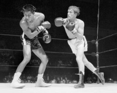 Gaspar Ortega vs Mickey Crawford Forces of Mickey Crawford s loopi .. Old Photo