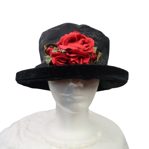 Toucan Collection Womens Black Cloche Hat Made in USA Felt  display picture 2