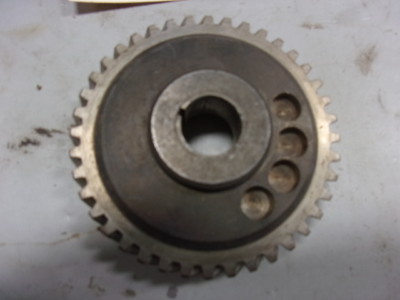 JOHN DEERE 3020 3010 ENGINE BALANCER GEAR R26846R R26846