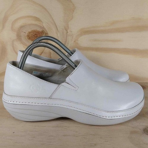 timberland nursing clogs