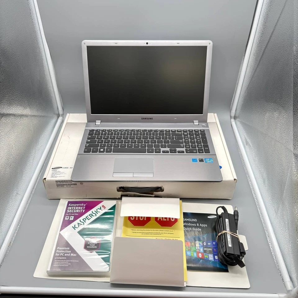 Samsung NP510R5E 15.6" Laptop intel i5 NO HDD/RAM/OS FOR PARTS OR REPAIR ONLY - Image 2 of 4