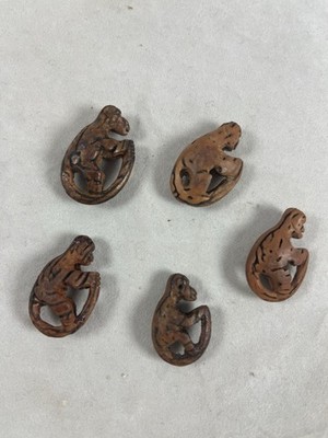 Primitive Folk Art Hand-Carved Peach Pit Monkeys Animals Lot of 5 Vintage 1940s