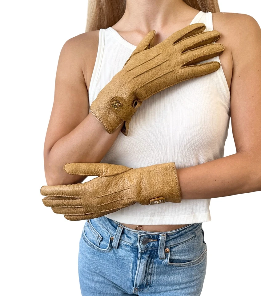 CHANEL Vintage CC Mark Logo Gloves Turn Lock #7.5 Leather Light Brown Gold - Image 2 of 4