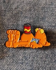 GARFIELD- ENAMEL PIN-SHIP ALL THE PINS YOU BUY FOR $4.99-VISIT OUR STORE